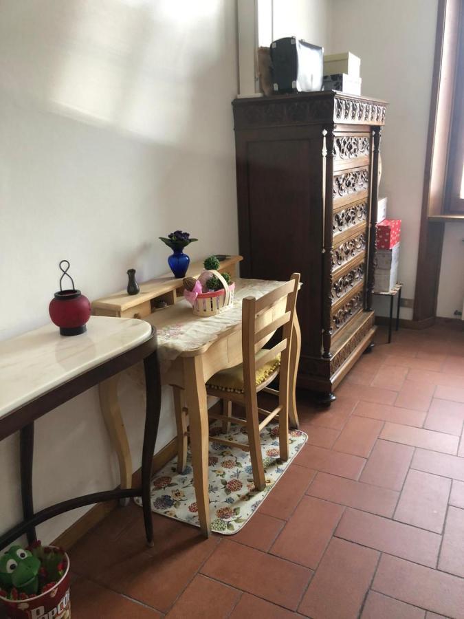 Solo Traveller Bedroom In Homestays City Center Florence Exterior photo